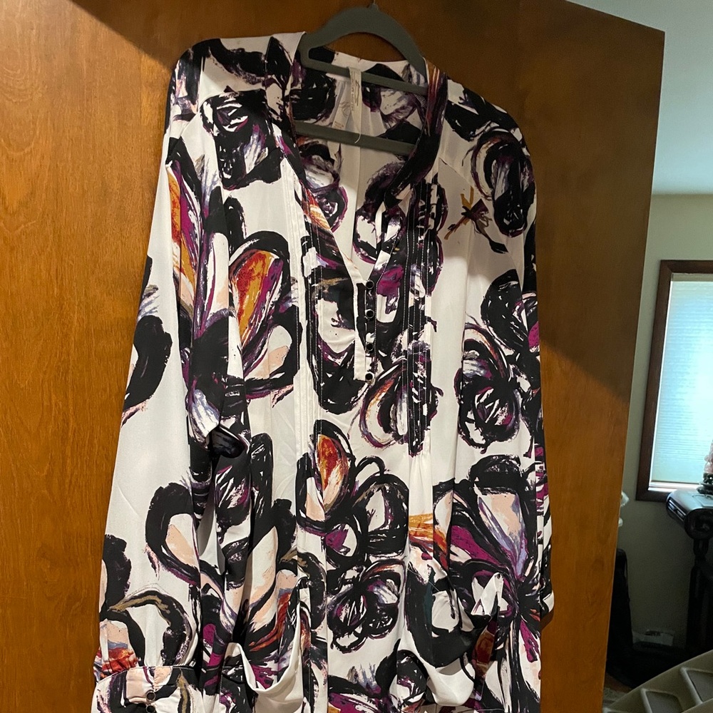 Melissa McCarthy semi sheer tunic size 1x